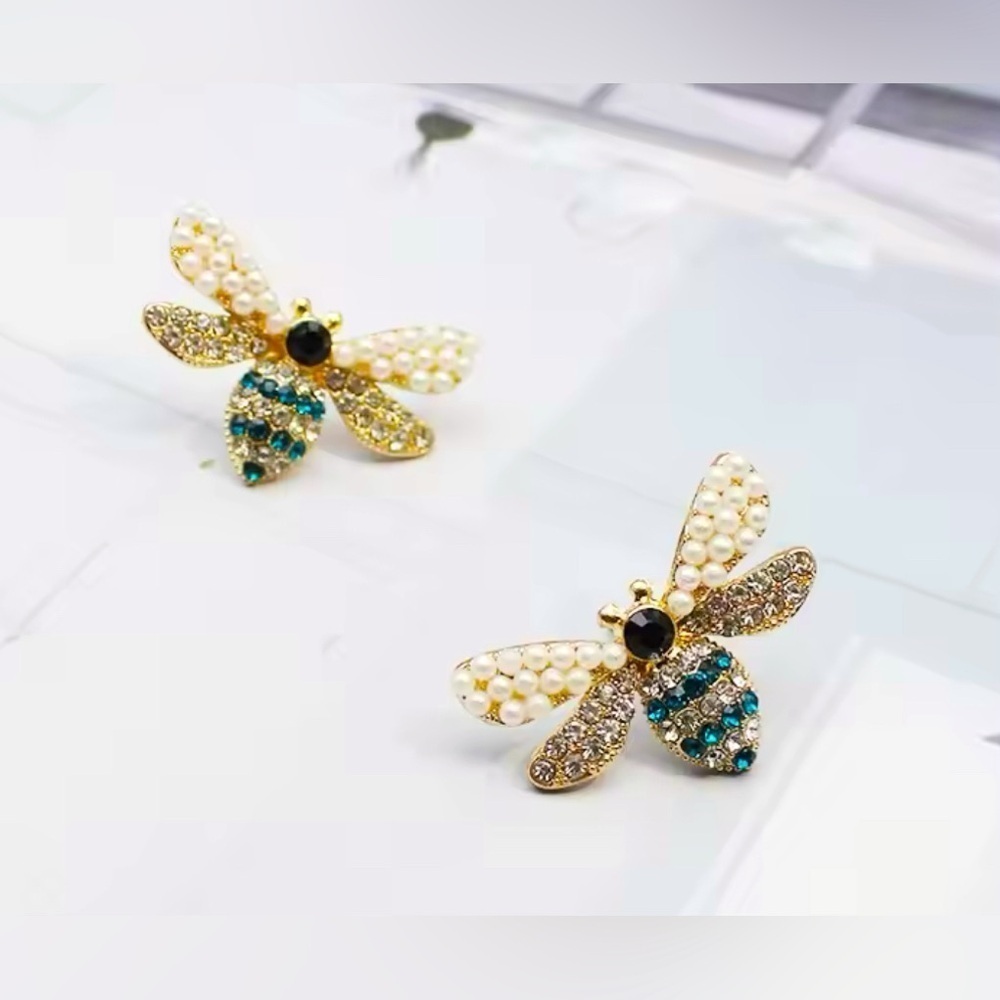 14K Gold  Bohemian Blue Sapphire Honey Bee with Pearl Accent Stud Earrings